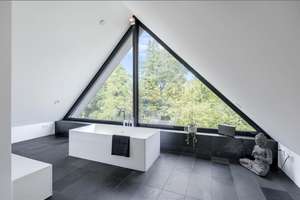 Möbliert: Designhaus mit weitläufigem Garten und viel Privatsphäre – 80997 Allach, München – Vorschaubild 15