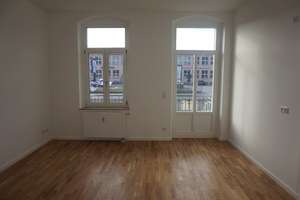 Helle Wohnung mit Gartenanteil, Parkettboden und offener Küche – Glasewaldtstraße 50, 1277 Striesen-Ost, Dresden – Vorschaubild 3