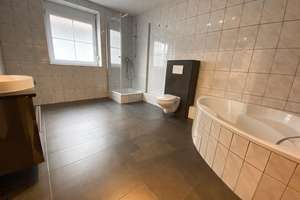 Rodenbach, Reiheneckhaus mit 6 ZKB, 2 Bäder, Gäste-WC, Carport, Terrasse – Die vollständige Adresse der Immobilie erhältst du vom Anbieter., 67688 Rodenbach – Vorschaubild 14