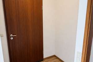 Erstbezug nach Renovierung: 3,5 Zimmer, große Terrasse, neue Küche & TG-Stellplatz – Badstr. 2, 72793 Pfullingen – Vorschaubild 11