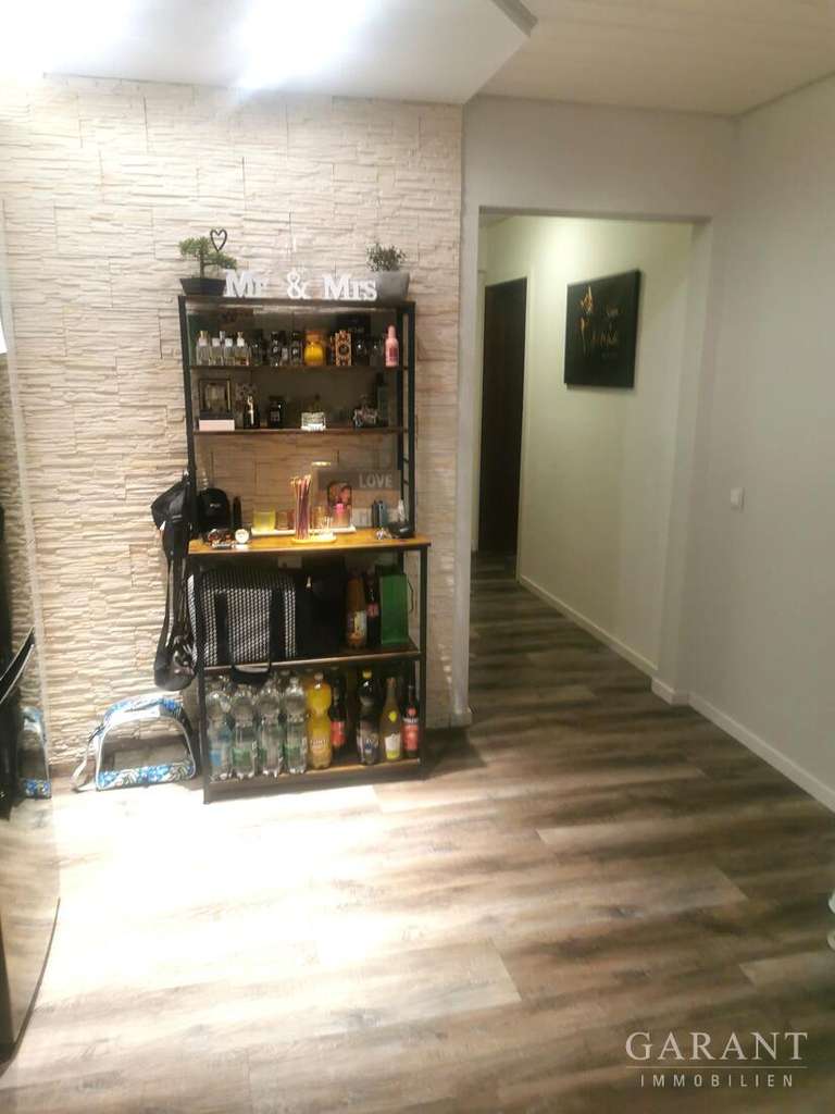 Immobilie in Berglen - Solide, großzügige 3 Zimmer-Wohnung in ländlicher Umgebung! - Bild 1