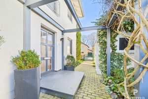 Neuwertige Stadtvilla in ruhiger Seitenstraße von Düren – Düren (Kreis) – Vorschaubild 8