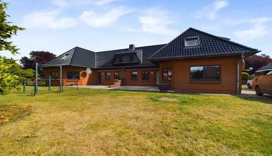Bild von Elegantes Doppelhaus im Bungalowstil: Ihr Traumhaus in Wöbbelin