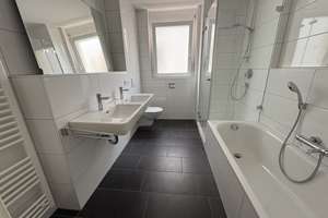 Lage, Lage, Hölderlinplatz! 4-Zimmer-Wohnung mit Neubau-Standard – Hölderlinstr. 50 c, 70193 Hölderlinplatz, Stuttgart – Vorschaubild 9