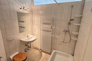 ***Charmante 1-Zimmerwohnung in zentraler Lage*** – Wichertstraße 39a, 10439 Berlin – Vorschaubild 7