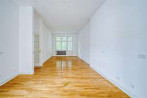 Top City-West-Lage: sanierte, ruhige Gartenhauswohnung mit Balkon – Xantener Str. 8, 10707 Wilmersdorf, Berlin – Vorschaubild 5