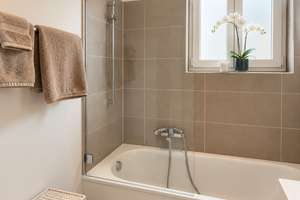 2,5-Zimmer-Wohnung hochwertig möbliert in Bogenhausen – 81925 Herzogpark, München – Vorschaubild 15