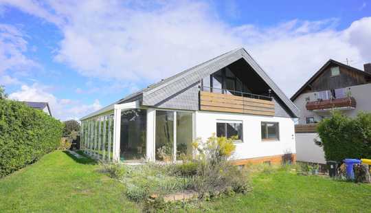 Bild von Reinheim-Zeilhardt. Freistehendes 1-2 Familienhaus mit Platz & Größe