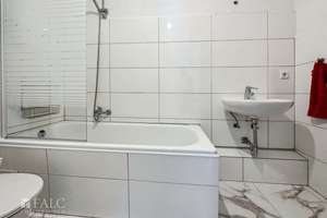 Bezugsfrei, hell und flexibel: 3-Zimmer-Wohnung mit Balkon, Aufzug und Stellplatz – Die vollständige Adresse der Immobilie erhältst du vom Anbieter., 42857 Hasten-Mitte, Remscheid – Vorschaubild 4