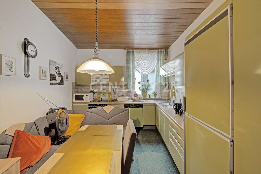 Immobilie in Castrop-Rauxel - Aufgepasst! Entwicklungsfähiges Zinshaus mit angrenzendem Bau-/Gewerbegrundstück - Bild 2