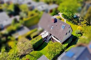 Gepflegte Doppelhaushälfte zum Kauf mit Terrasse in Hamburg Lurup - Wentzel Dr. – Die vollständige Adresse der Immobilie erhältst du vom Anbieter., 22547 Lurup, Hamburg – Vorschaubild 6