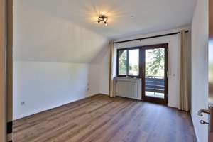 Gepflegtes Einfamilienhaus mit viel Platz in Nürnberg-Altenfurt – Die vollständige Adresse der Immobilie erhältst du vom Anbieter., 90475 Altenfurt, Moorenbrunn, Nürnberg – Vorschaubild 12