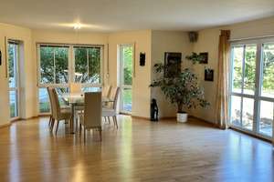 Großzügige, elegante  DHH mit EFH Charakter – 82349 Krailling – Vorschaubild 4