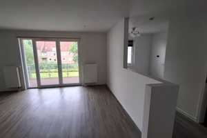 Moderne Wohnung mit großem Westbalkon und Aufzug! Sofort frei! – Kiel – Vorschaubild 4