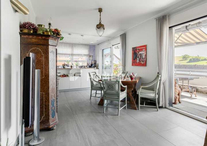 Lichtdurchflutetes Penthouse mit Dachterrasse