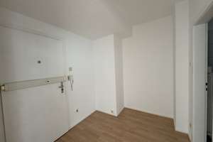 Renoviertes 1-Zi-Apartment mit Küche in zentraler Lage von Düsseldorf – Die vollständige Adresse der Immobilie erhältst du vom Anbieter., 40210 Stadtmitte, Düsseldorf – Vorschaubild 5