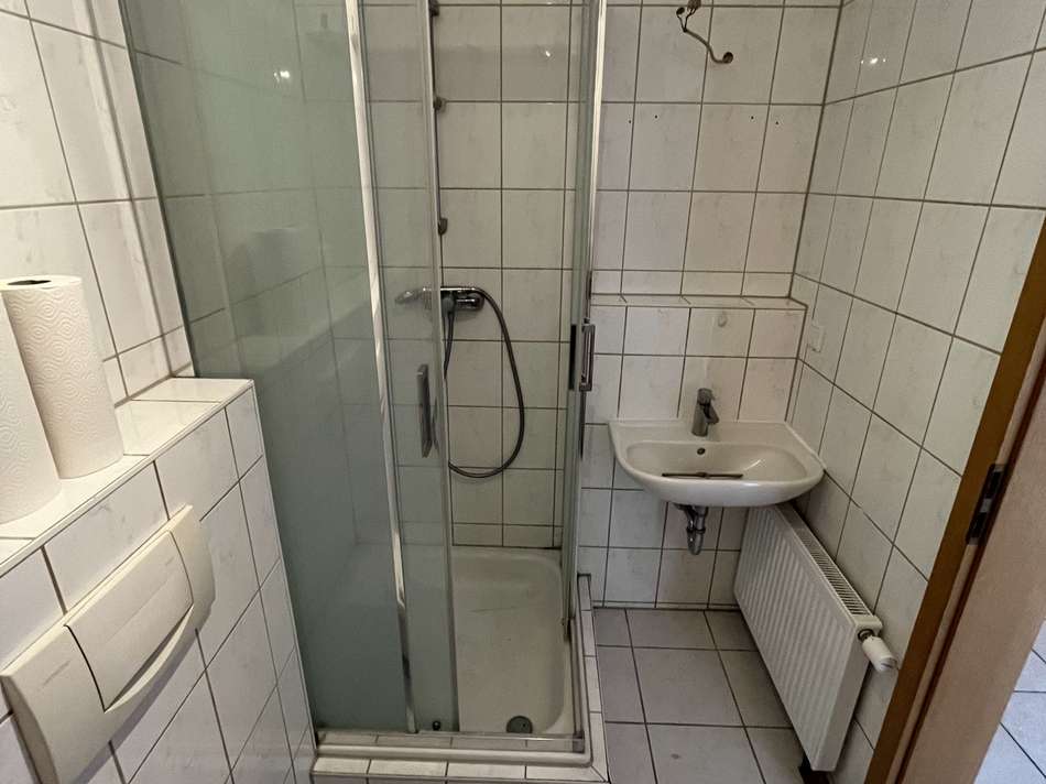 Bad mit Dusche