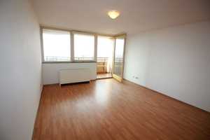  1-Zimmer-Wohnung mit Balkon und herrlichem Weitblick in Erlangen – Am Europakanal 38, 91056 Erlangen – Vorschaubild 4