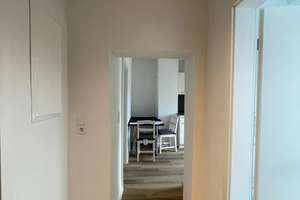Modernes WG-Zimmer in ruhiger, zentraler Lage von Augsburg – frisch saniert & möbliert – Neuhofer Straße 6, 86154 Links der Wertach-Nord, Augsburg – Vorschaubild 5