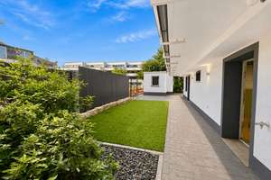 Stadtvilla mit Einliegerwohnung in Frankfurt 2 Garagen,2 Stellplätzen, Terrasse & Garten – 65931 Sindlingen, Frankfurt am Main – Vorschaubild 10