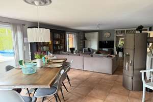 Hochwertiges Einfamilienhaus im mediterranen Stil mit Pool, Sauna, PV und blickgeschütztem Garten – Die vollständige Adresse der Immobilie erhältst du vom Anbieter., 84184 Tiefenbach – Vorschaubild 2