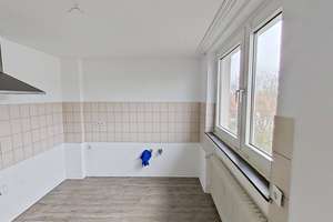 **Große 4-Zimmer-Wohnung mit BALKON und viel Platz für jedes Familienmitglied** – Am Heilandsfrieden 9, 33104 Schloß Neuhaus, Paderborn – Vorschaubild 10