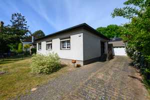 Heinze-Immobilien (IVD): Teilunterkellerter Bungalow in sehr guter Lage in Zepernick – Triftstraße 10, 16341 Barnim (Kreis) – Vorschaubild 4