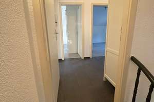 Alltagstaugliches Haus mit 5 Zimmern in Frankfurt am Main – 65929 Unterliederbach, Frankfurt am Main – Vorschaubild 11