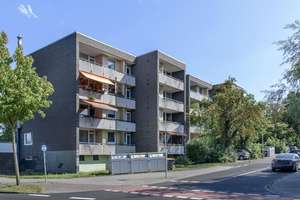 Wir renovieren für 'Sie- gut geschnittene 2-Zimmer-Wohnung in Mönchengladbach Wickrath-Mitte