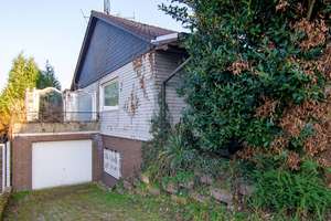 DIESES HAUS SUCHT KEINEN PERFEKTIONISTEN - SONDERN EINEN VISIONÄR – Die vollständige Adresse der Immobilie erhältst du vom Anbieter., 51519 Odenthal – Vorschaubild 20