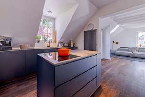 Design-Wohnung über den Dächern des Treppenviertels – Die vollständige Adresse der Immobilie erhältst du vom Anbieter., 22587 Blankenese, Hamburg – Vorschaubild 10