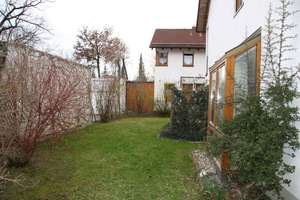 FFB- REH mit 4 Zimmer in ruhiger Lage mit Duplexstellplatz – Die vollständige Adresse der Immobilie erhältst du vom Anbieter., 82256 Fürstenfeldbruck – Vorschaubild 6