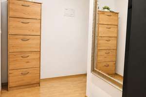 37m² TEILMÖBLIERTE - 1-Zimmer-Apartment in München – Nietzschestraße 28, 80807 Milbertshofen, München – Vorschaubild 2