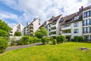 Lichtdurchflutete  Dachgeschoss-Maisonette-Galerie-Wohnung mit 5 Zimmer, Loggia, 3 Bäder und Kamin – Robert-Stolz-Str. 15, 40470 Mörsenbroich, Düsseldorf – Vorschaubild 32