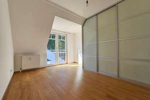 Zwischen AEZ und Alsterlauf - lichtdurchflutete 3-4 Zimmer Wohnung! – Poppenbüttler Landstraße 36, 22391 Poppenbüttel, Hamburg – Vorschaubild 9