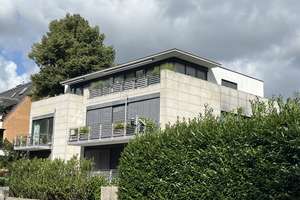 **Schön modernisierte 3-Zimmer Wohnung mit Garten**