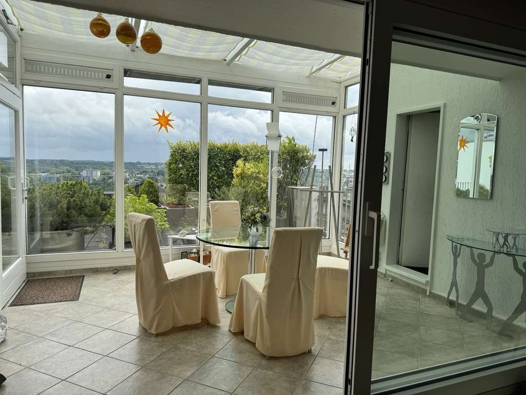 4-Zimmer-Penthouse-Wohnung mit Dachterasse und Wintergarten in Remscheid, Henkelshof