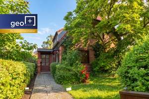 Grolland | Einmalige Chance! Charmantes Haus mit tollem Garten in direkter Fleetlage!