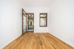 Großzügige Altbauwohnung mit zwei Bädern, Balkon und Echtholzparkett – Die vollständige Adresse der Immobilie erhältst du vom Anbieter., 4109 Zentrum-West, Leipzig – Vorschaubild 4