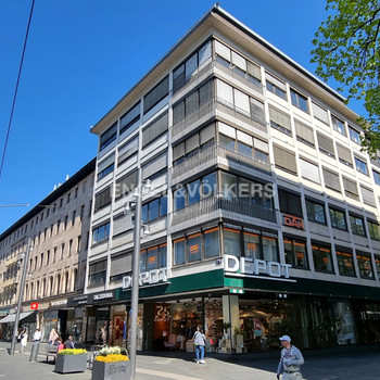 ZENTRALE BÜROFLÄCHEN ZWISCHEN PLANKEN & Q6 Q7