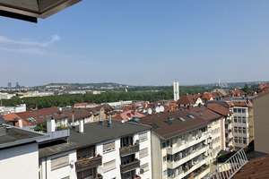 Wunderschöne 2,5 Zi- DG-Wohnung mit Loggia (ca. 93 m²) – Die vollständige Adresse der Immobilie erhältst du vom Anbieter., 70190 Kernerviertel, Stuttgart – Vorschaubild 2