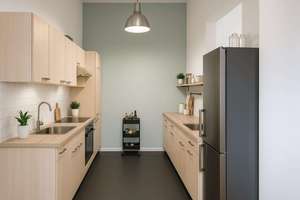 Altbauwohnung im Winsviertel - 3 Zimmer, hohe Decken, Mini-Terrasse – Die vollständige Adresse der Immobilie erhältst du vom Anbieter., 10405 Prenzlauer Berg, Berlin – Vorschaubild 13