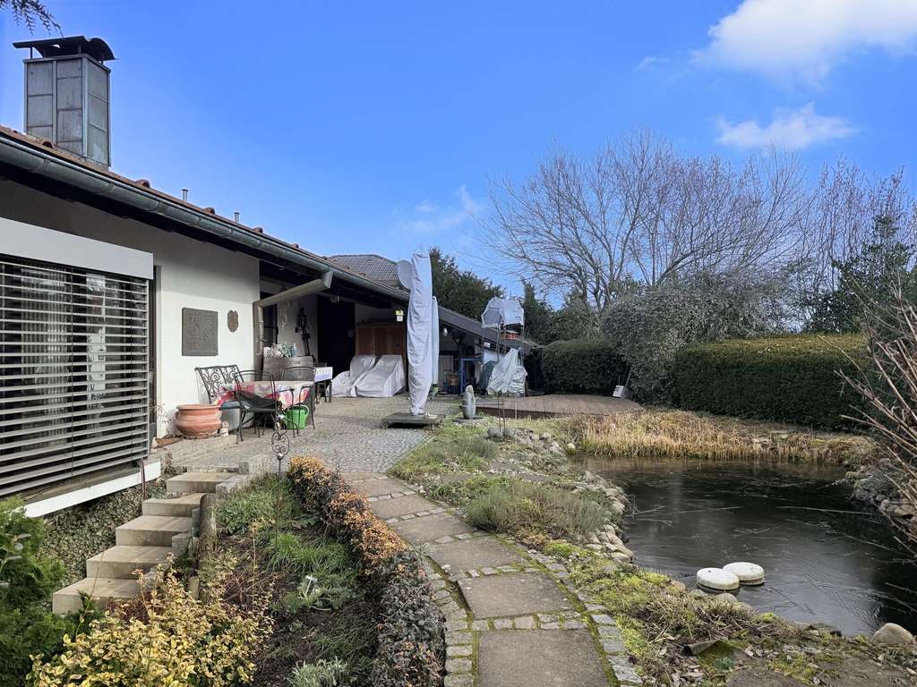 Immobilie in Merzig - Exklusives Landhaus mit großem Grundstück und ELW in begehrter Wohnlage von Brotdorf! - Bild 3