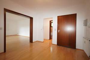 Großzügige 3-Zimmer-Wohnung mit Potenzial, Balkon und Garage in Wiesbaden-Bierstadt – 65191 Bierstadt, Wiesbaden – Vorschaubild 7