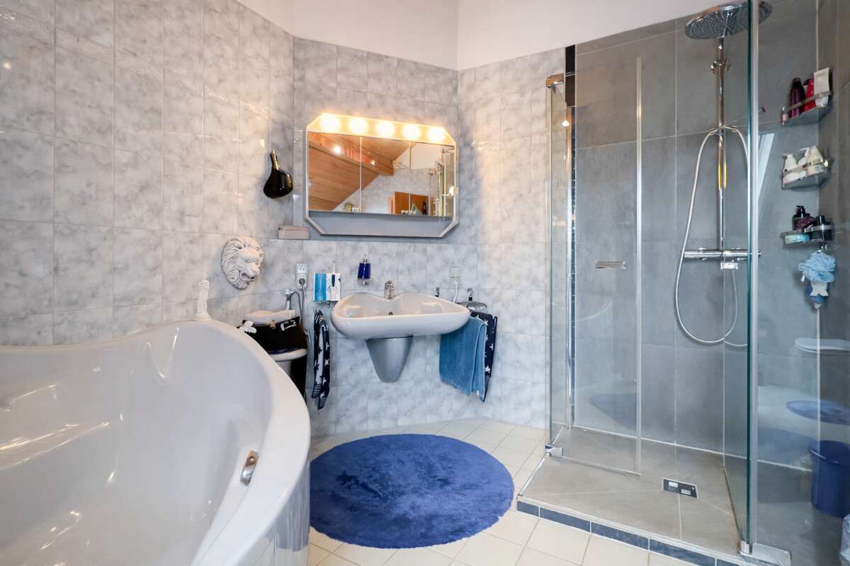 Immobilie in Lauben - Tolles Einfamilienhaus mit Pool in Lauben bei Memmingen! - Bild 12