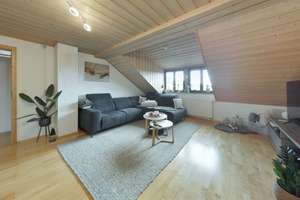Großzügiges und modernisiertes Anwesen mit mehreren Wohneinheiten in idyllischer Lage – Die vollständige Adresse der Immobilie erhältst du vom Anbieter., 96126 Maroldsweisach – Vorschaubild 3