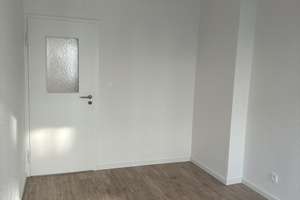 Renovierte 2-Zimmer-Wohnung mit Balkon zur unbefristeten Untermiete – Köln-Innenstadt – Die vollständige Adresse der Immobilie erhältst du vom Anbieter., 50676 Altstadt/Süd, Köln – Vorschaubild 9