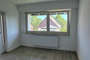 Ankommen und wohlfühlen – frisch renovierte 4-Zimmer-Wohnung mit zwei Balkonen – In den Weinbergen 12, 70439 Stammheim-Süd, Stuttgart – Vorschaubild 11