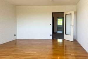 Bezugsfreie 3-Zimmer-Wohnung mit sonnigem Balkon – Die vollständige Adresse der Immobilie erhältst du vom Anbieter., 81241 Pasing, München – Vorschaubild 2
