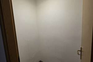 Verkaufe meine 3,5-Zimmer-Wohnung mit Balkon in Chemnitz-Bernsdorf – 9126 Bernsdorf, Chemnitz – Vorschaubild 10